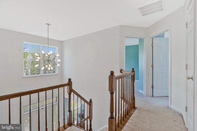 Building Photo - 44208 Navajo Dr