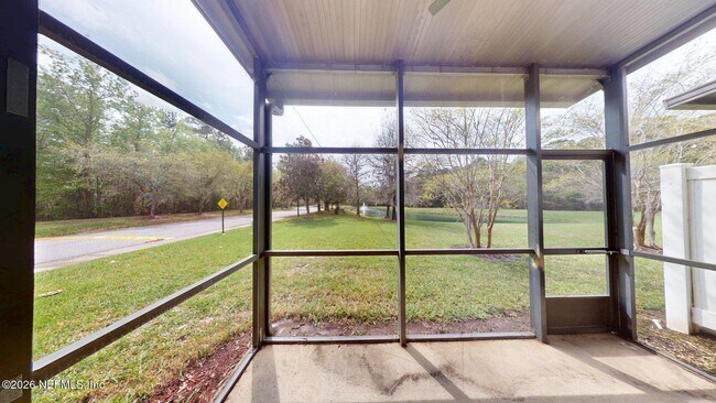 Building Photo - 8498 Climbing Ivy Trail S