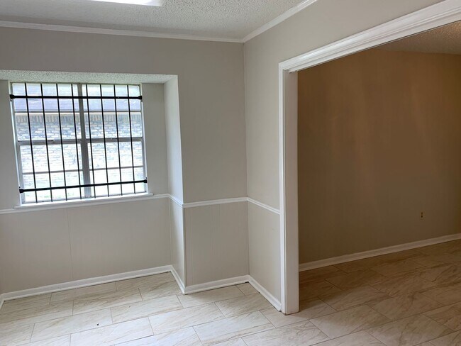 Building Photo - Magellan Neighborhood