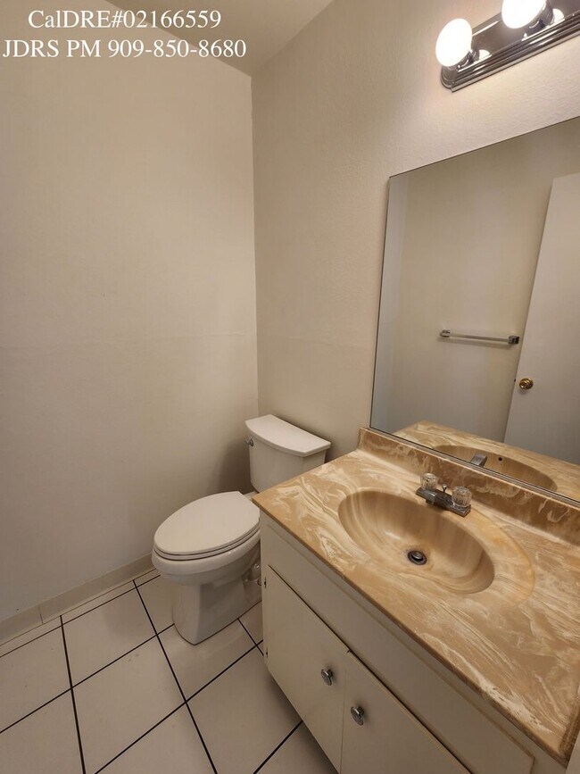 Building Photo - Arcadia 3 Bedroom Townhouse
