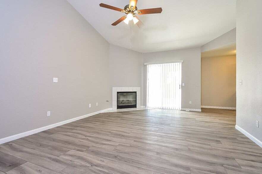 Building Photo - 4623 Candlas Way