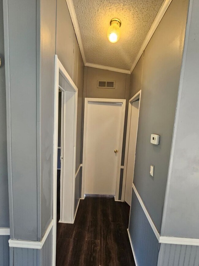 Building Photo - Home in Cabot