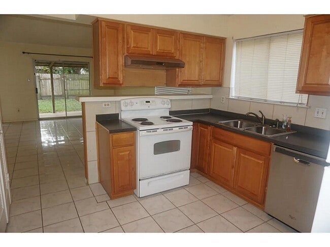 Building Photo - 14311 Templar Ln
