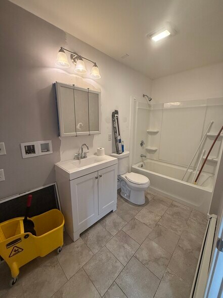 Bathroom - 60 School St