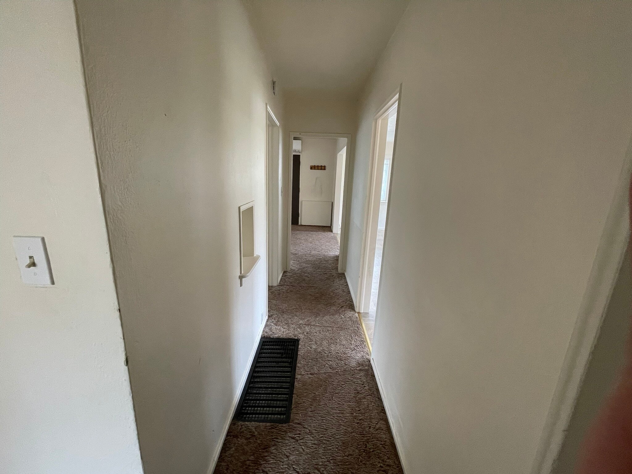 Building Photo - 1325 NW Hawthorne Ave