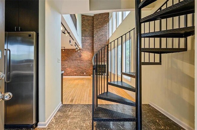 Building Photo - 1206 Piedmont Ave NE