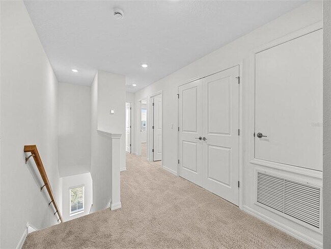 Building Photo - 5728 Haven Ter