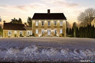 Building Photo - 508 Highland St