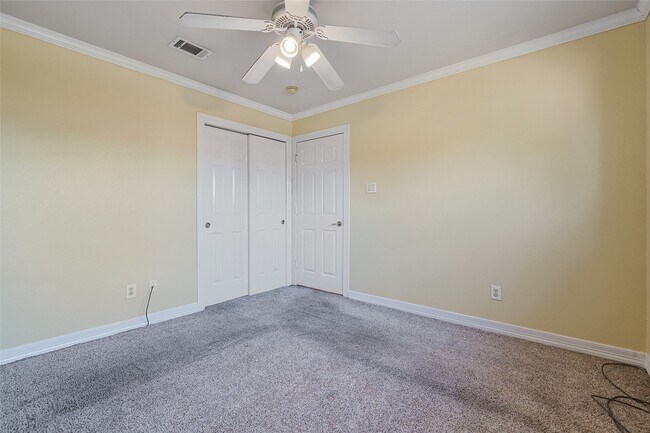 Building Photo - 3403 Hickory Creek Dr