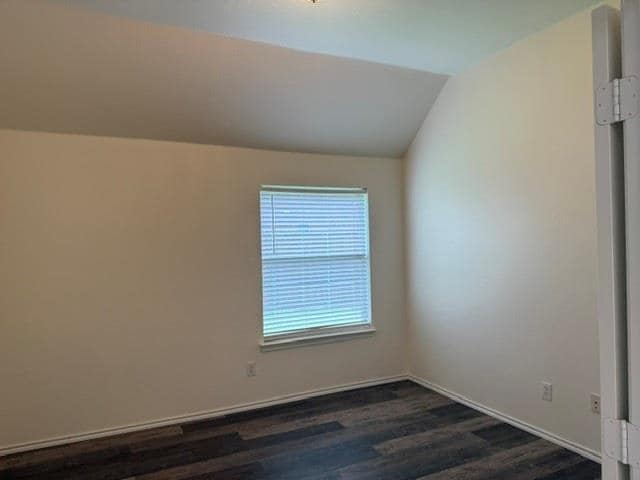 Building Photo - 509 Avalanche Dr