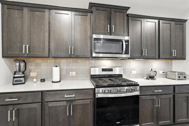 Building Photo - 135 Exploration Wy