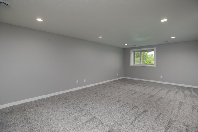 Building Photo - 2244 Petersen Dr NW