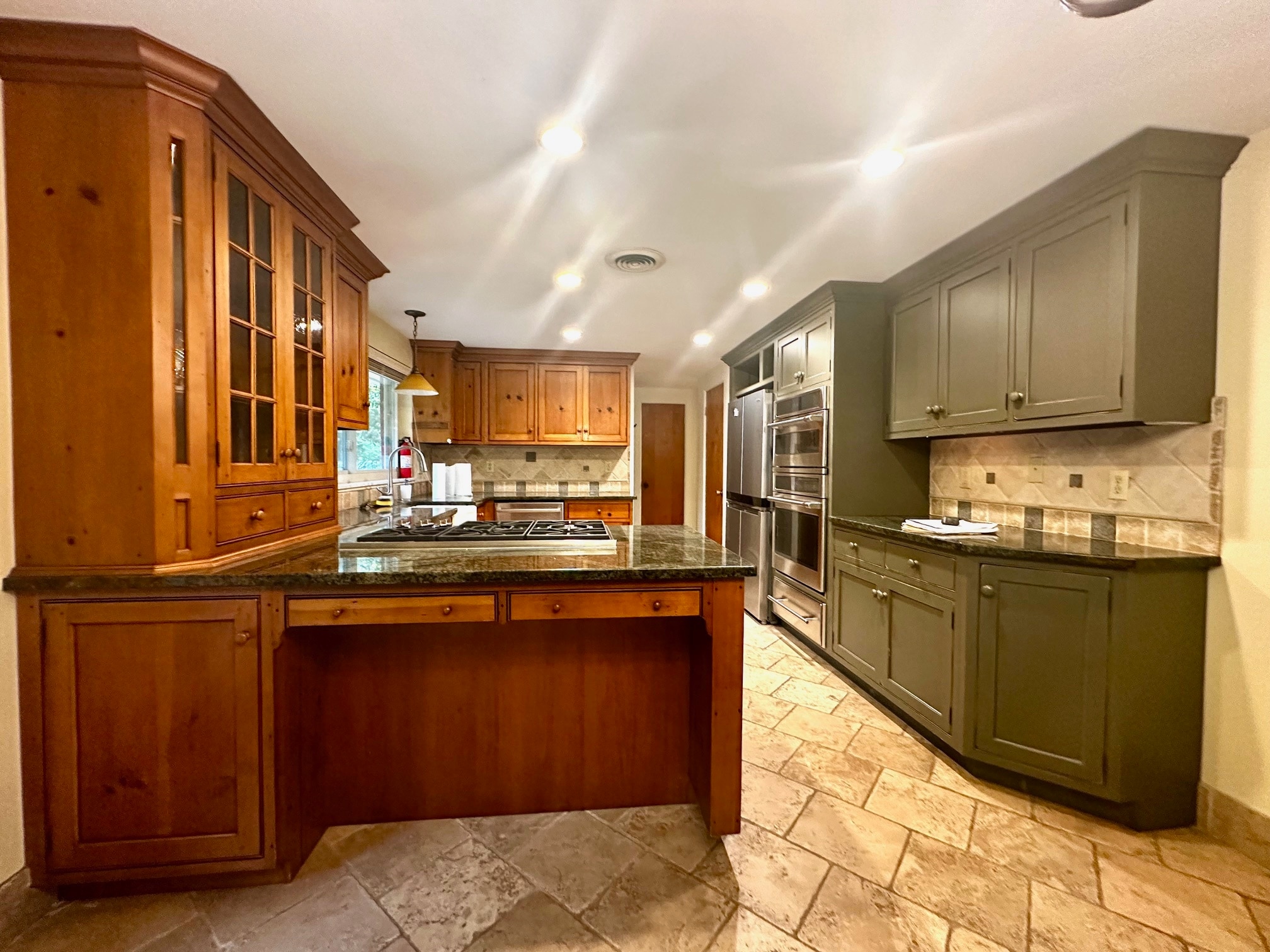 Building Photo - 1 High Acres Dr