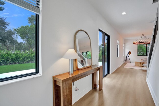 Building Photo - 13145 Addilyn Ct