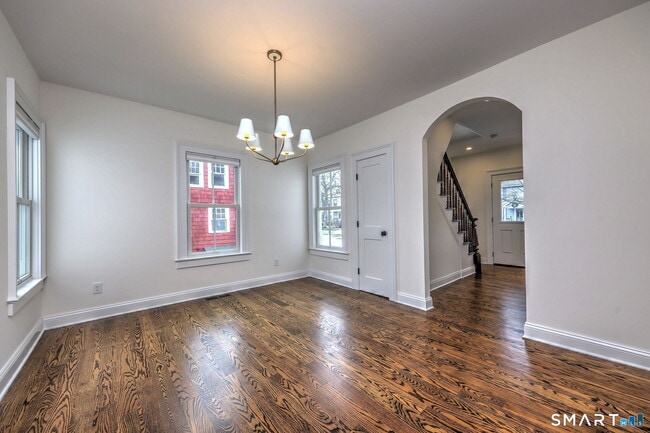 Building Photo - 75 Lafayette St