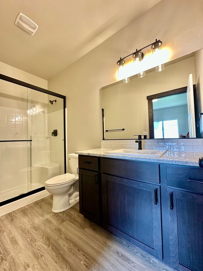 Building Photo - Newly Built 4-Bedroom Home | Chef’s Kitche...