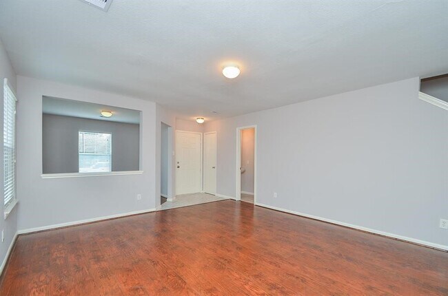 Building Photo - 12039 Madison Oak St