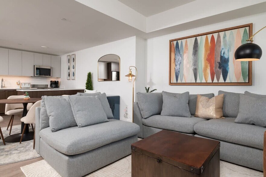 Building Photo - 425 Massachusetts Ave