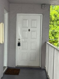 Building Photo - 2660 W 76th St