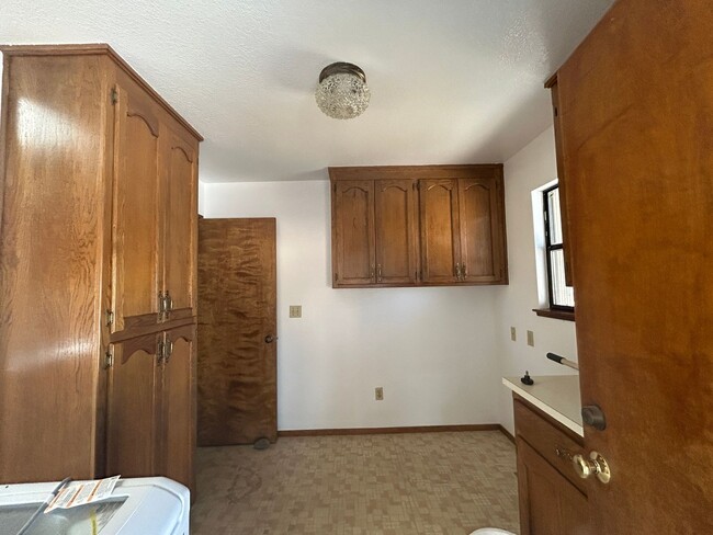Building Photo - Remodeling almost done on this country hom...