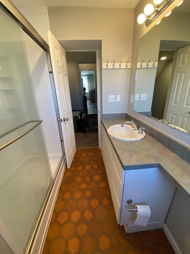 Building Photo - 97 Pius St