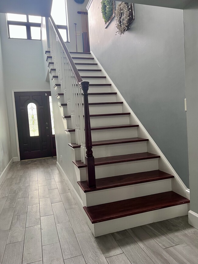 Building Photo - 3306 Del Prado Ct