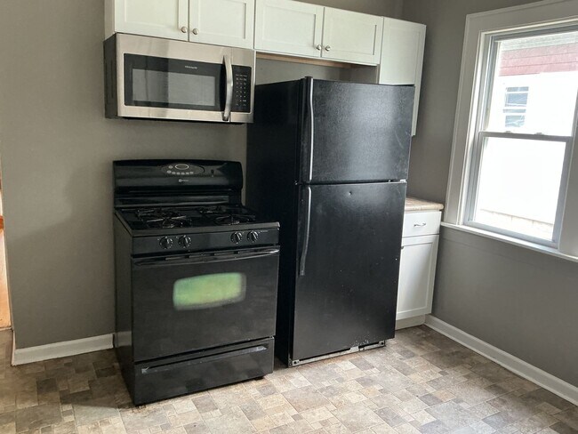 Building Photo - 4531 N 40th St