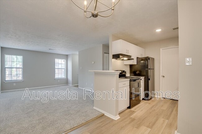 Building Photo - 2515 Center West Parkway - 11H