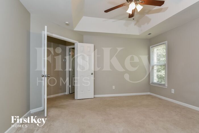 Building Photo - 1503 Groveland Trail