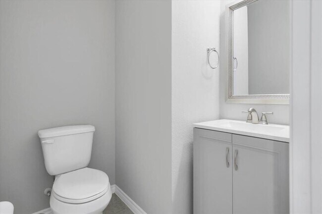 Building Photo - 125 Harborside Dr
