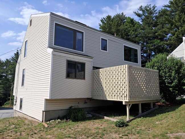 Building Photo - 4 Esquire Cir