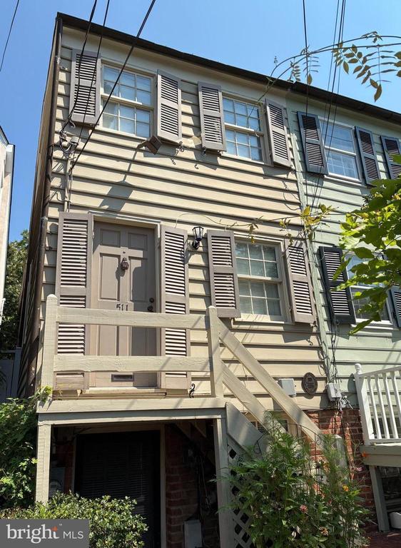 Building Photo - 511 Wilkes St