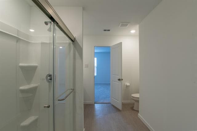 Building Photo - 1605 Parlier St