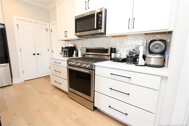 Building Photo - 2734 Kerley Cir