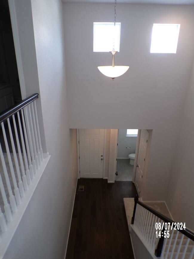 Building Photo - 979 Oleander St