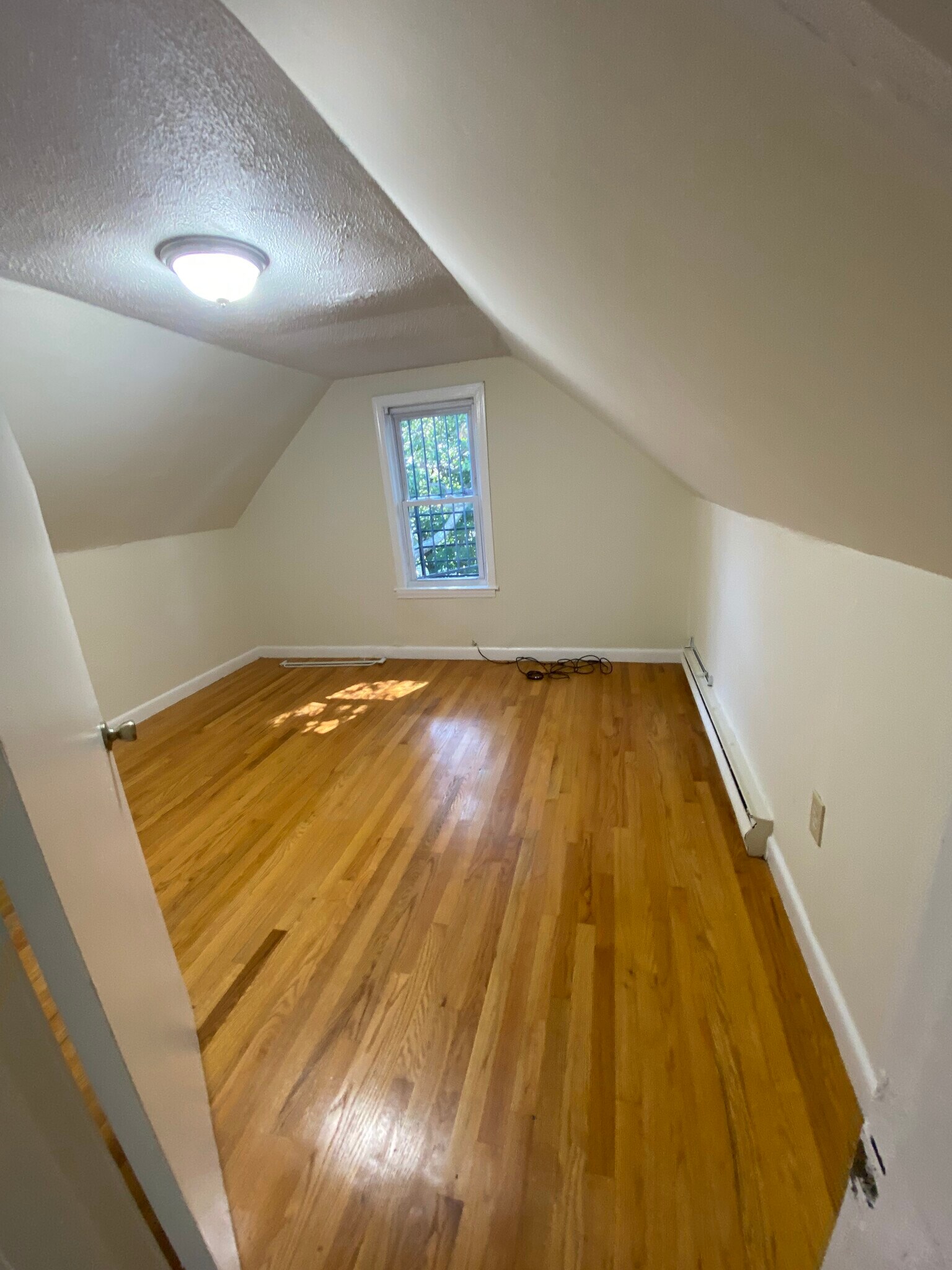 Building Photo - 56 Mozart St