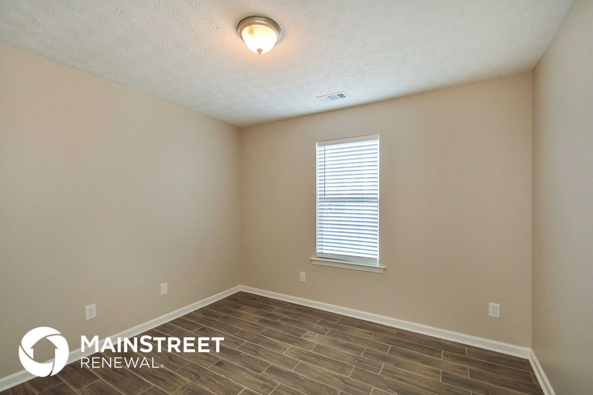 Building Photo - 5080 Towne Park Dr