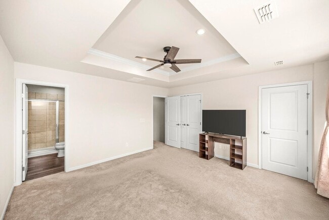 Building Photo - 247 Pryor Dr