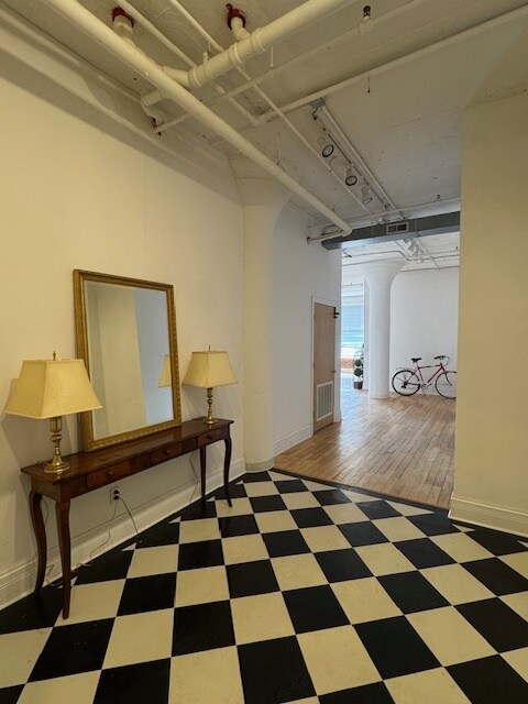 Primary Photo - 1709 Washington Ave