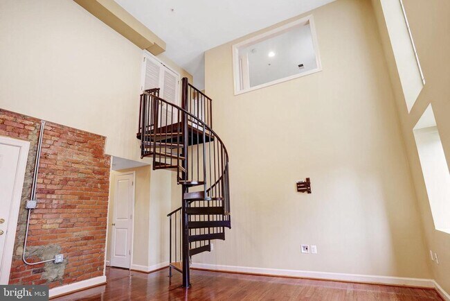 Building Photo - 5401 9th St NW