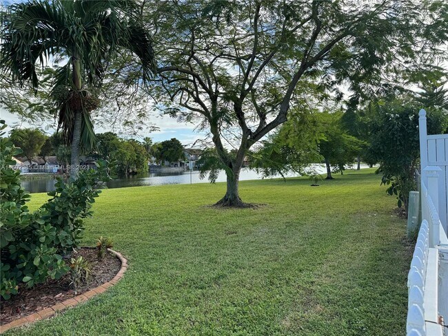 Building Photo - 2101 SW 122nd Ct