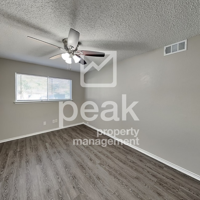 Building Photo - $1699! 3Bed/1 1/2 Bath Home for rent in Ar...