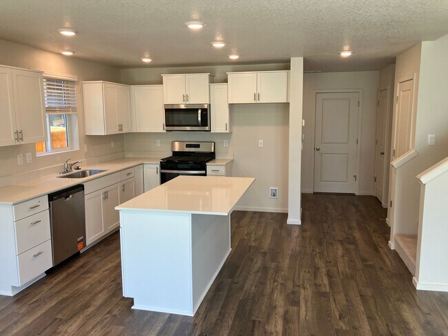 Building Photo - Brand New Three Bedroom Home in East Park Village!