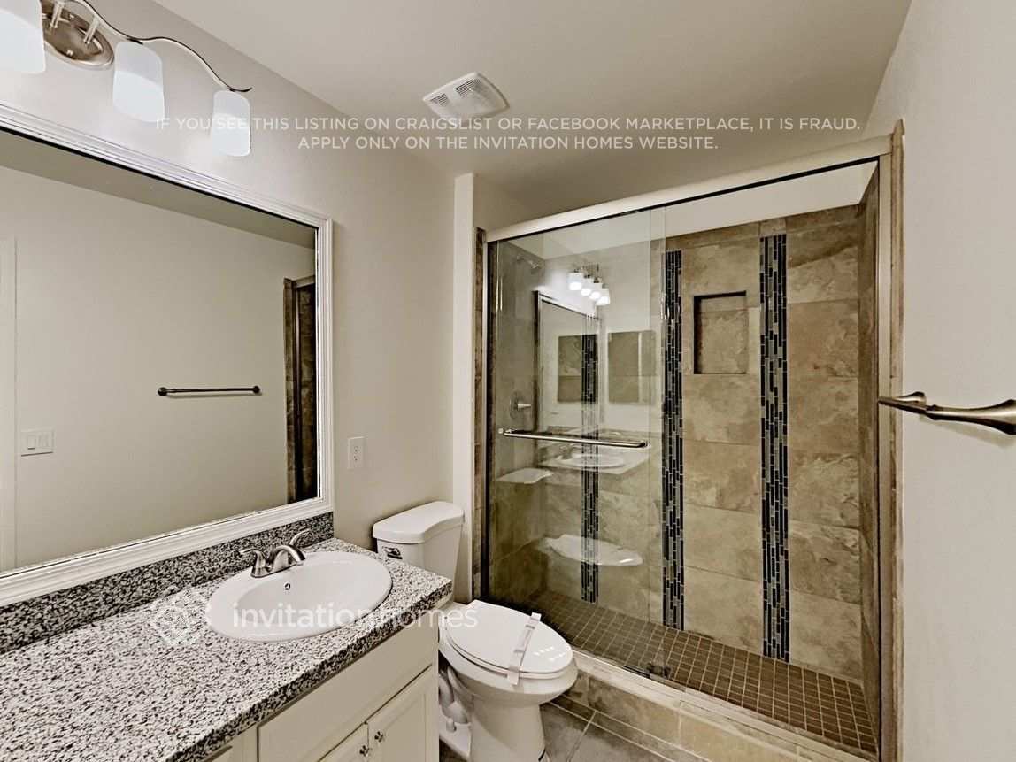 Building Photo - 4239 E Pony Ln