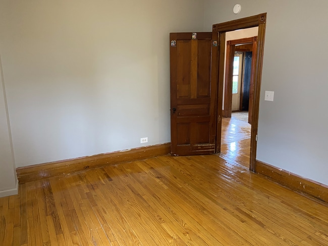 second bedroom - 206 S Higbee St