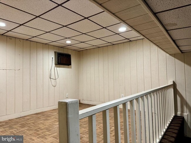 Building Photo - 8233 Fairview Rd