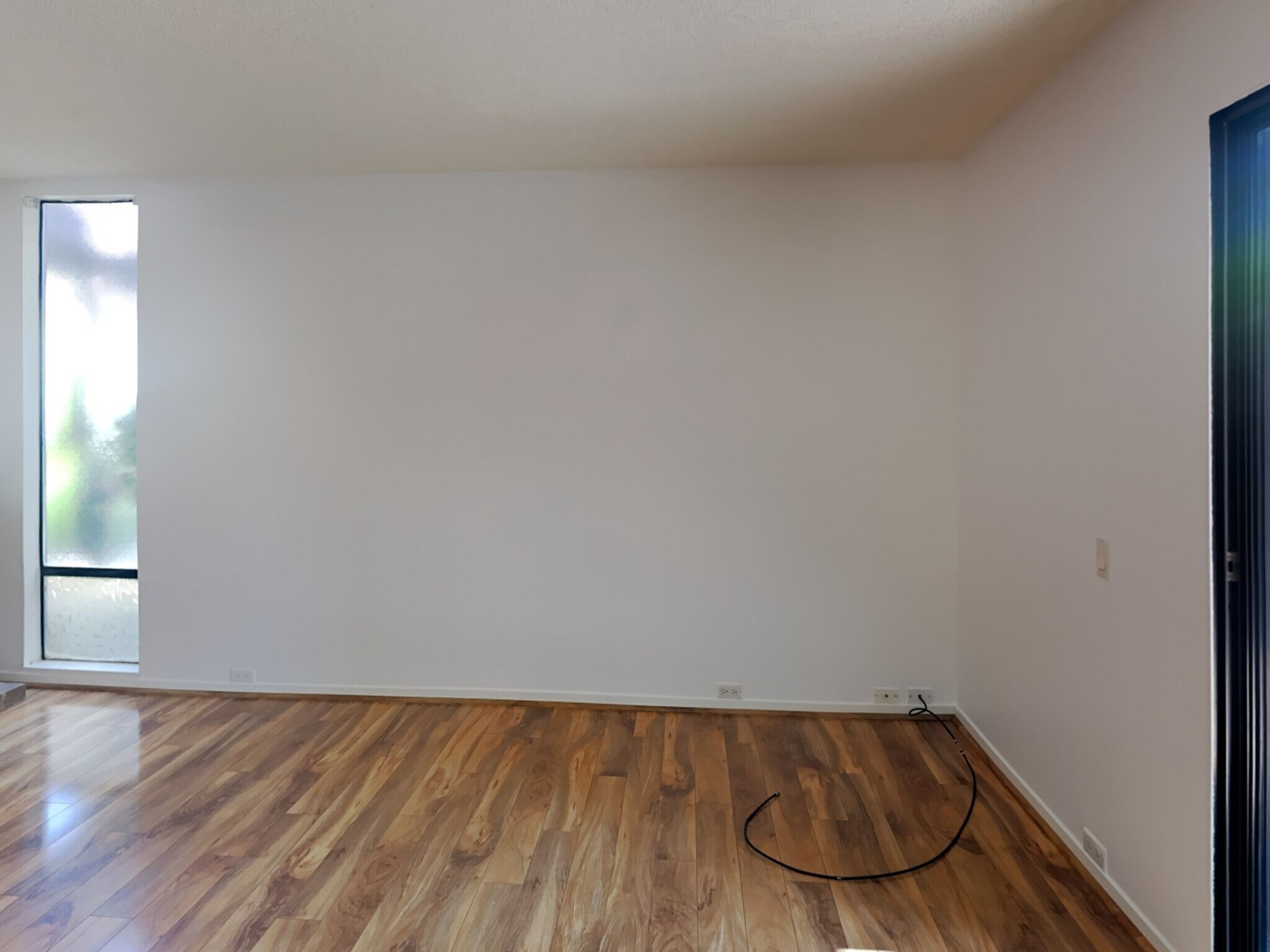 Building Photo - 639 Woodside Sierra