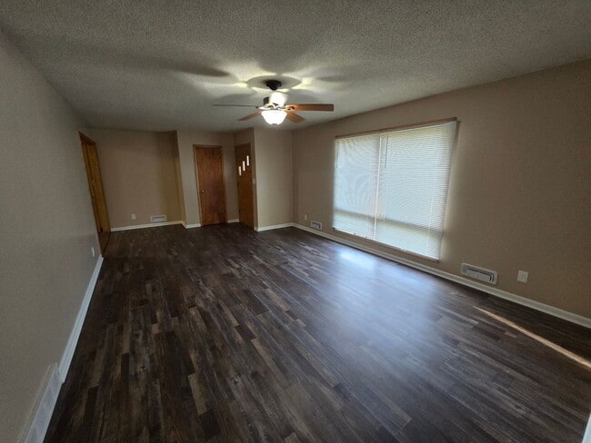 Building Photo - Remodeled 3-4 Br, 2 Bath Ranch style home, fenced in yard, garage, patio, full basement