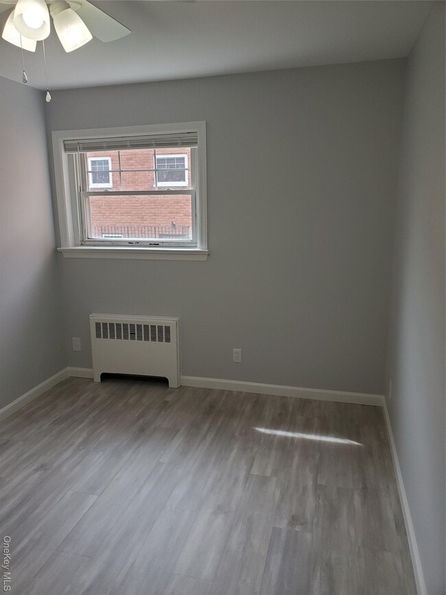 Building Photo - 1879 Crompond Rd