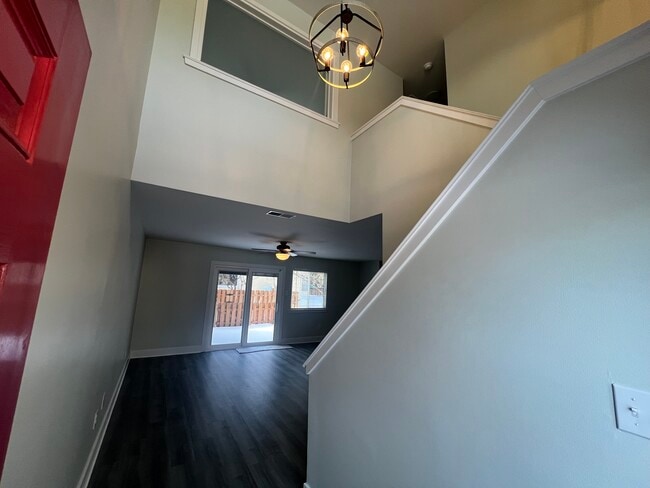 Building Photo - 53 Ember Ln